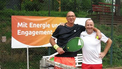 TC Weibern Konrad-Cup 2023 - Finalisten He 50 Nebenrunde - Volker Mengel (li.) und Armin Bläser